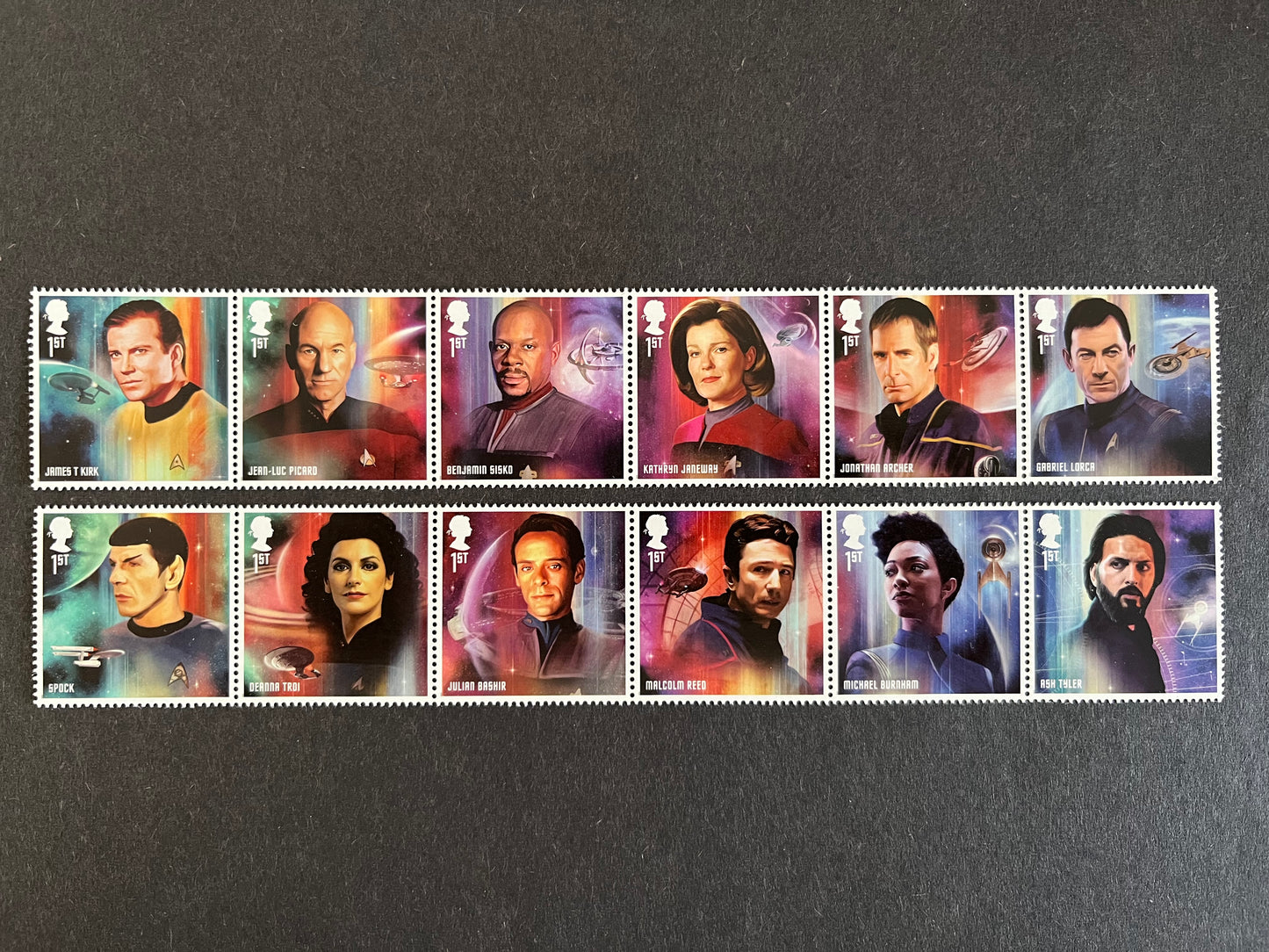 12 1st Class Stamps • Star Trek MNH