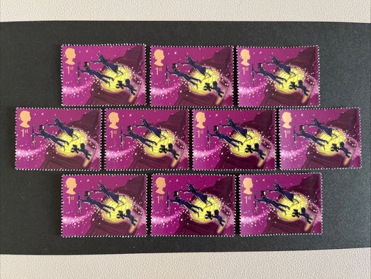 10 1st Class Stamps • Peter Pan • Wendy John Michael Darling