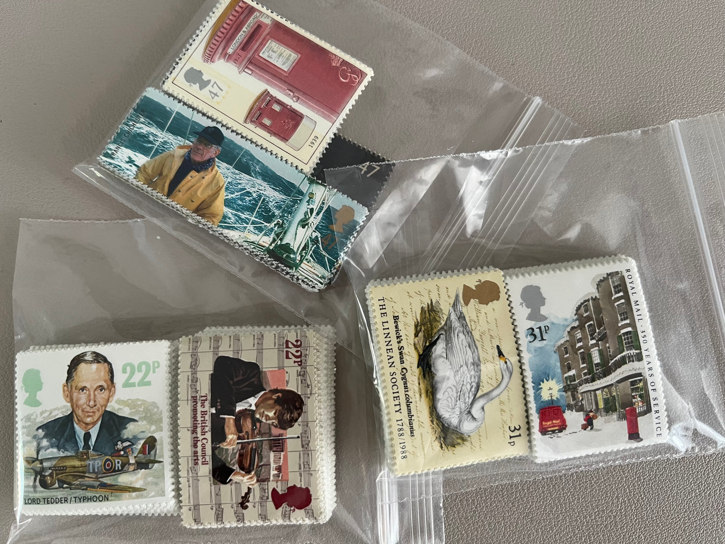 *sale* £100 Worth of Low Face Value Stamps for Postage • 50% Off